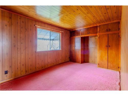 3766 Crystal Beach Drive, Crystal Beach, ON - Indoor Photo Showing Other Room