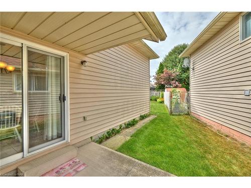 7395 Alex Avenue, Niagara Falls, ON - Outdoor With Deck Patio Veranda With Exterior