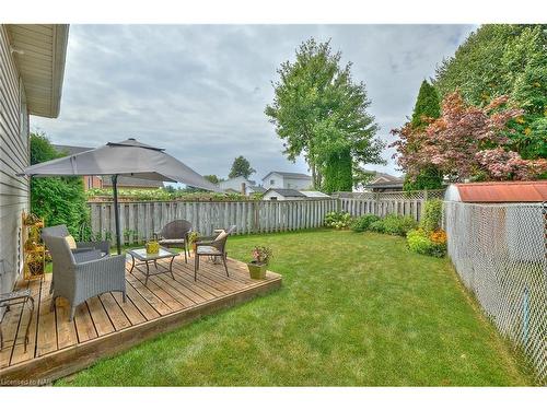 7395 Alex Avenue, Niagara Falls, ON - Outdoor With Deck Patio Veranda With Backyard