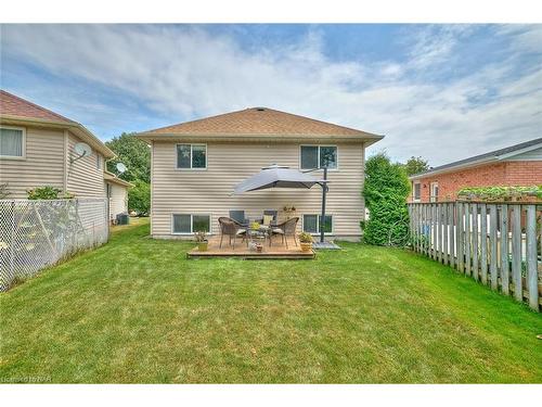 7395 Alex Avenue, Niagara Falls, ON - Outdoor With Deck Patio Veranda With Exterior