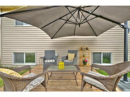 7395 Alex Avenue, Niagara Falls, ON - Outdoor With Deck Patio Veranda With Exterior