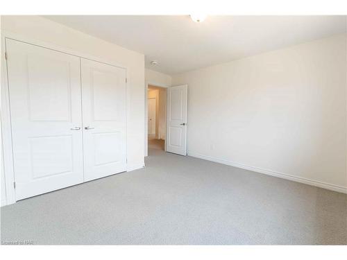 25 Oriole Crescent, Port Colborne, ON - Indoor Photo Showing Bathroom