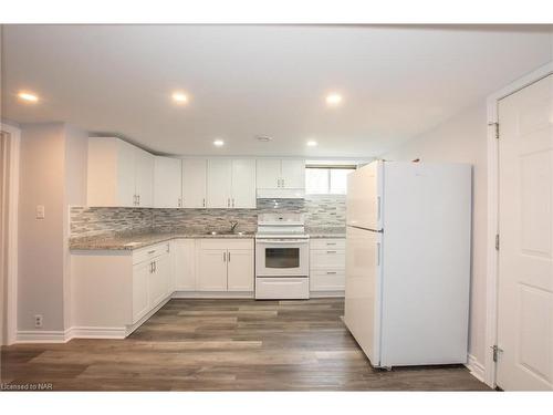 78 Gram Avenue, Welland, ON - Indoor Photo Showing Kitchen