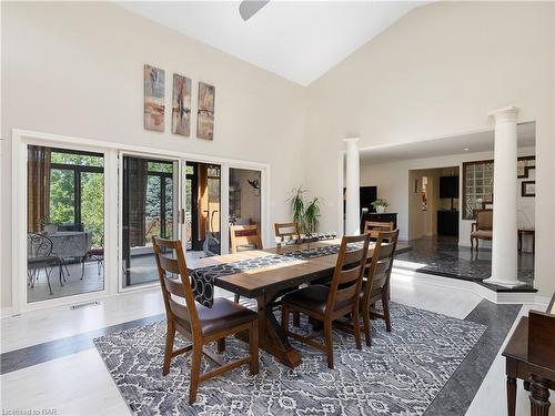 3535 Cardinal Drive, Niagara Falls, ON - Indoor Photo Showing Dining Room