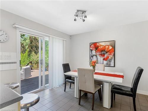 3535 Cardinal Drive, Niagara Falls, ON - Indoor Photo Showing Dining Room