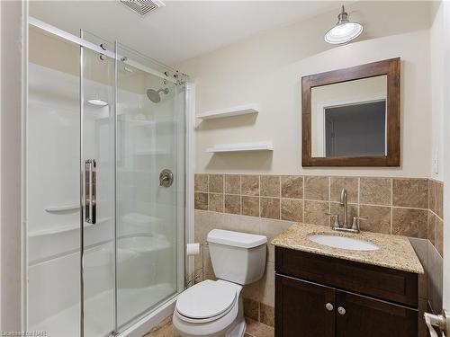 3535 Cardinal Drive, Niagara Falls, ON - Indoor Photo Showing Bathroom