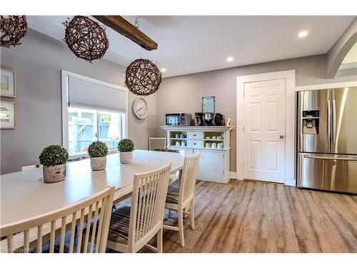 3732 Concord Avenue Avenue, Crystal Beach, ON - Indoor Photo Showing Dining Room