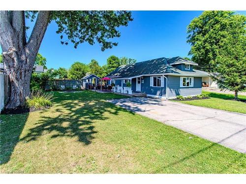 3732 Concord Avenue Avenue, Crystal Beach, ON - Outdoor With Facade