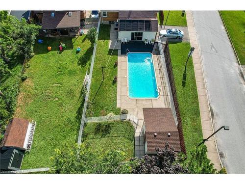 381 Niagara Street, St. Catharines, ON - Outdoor With In Ground Pool