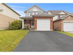 840 Fairway Crescent  Kitchener, ON N2A 4B5