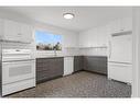 618 Lincoln Street, Welland, ON  - Indoor Photo Showing Kitchen 