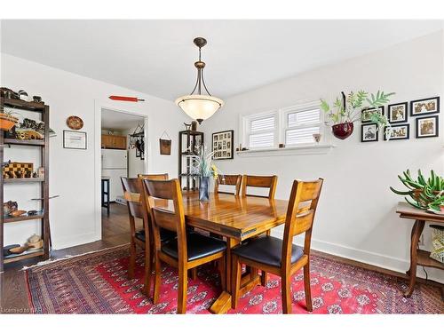 161 Wilton Avenue, Welland, ON - Indoor Photo Showing Dining Room