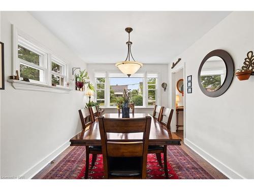 161 Wilton Avenue, Welland, ON - Indoor Photo Showing Dining Room