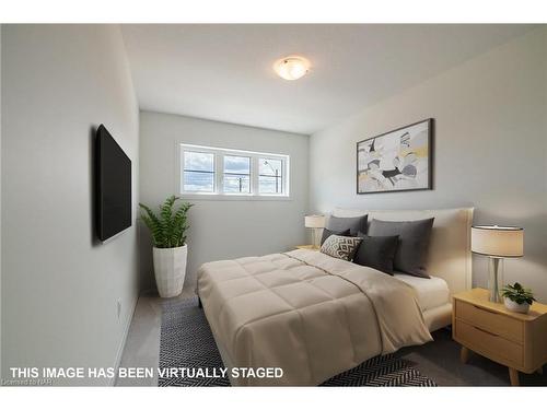 20 Brighton Lane, Thorold, ON - Indoor Photo Showing Bedroom