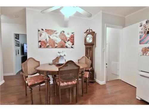 8 Henry Street, Niagara-On-The-Lake, ON - Indoor Photo Showing Dining Room