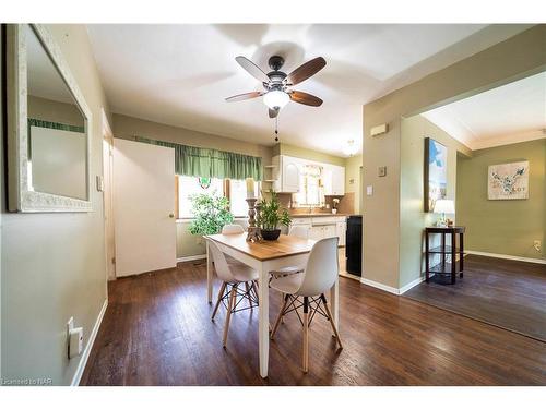 6820 Wilinger Street, Niagara Falls, ON - Indoor Photo Showing Dining Room