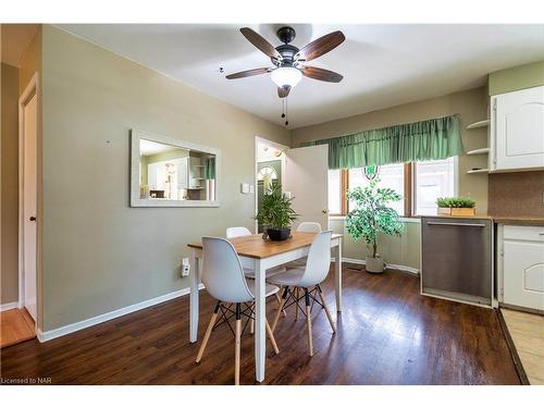 6820 Wilinger Street, Niagara Falls, ON - Indoor Photo Showing Dining Room