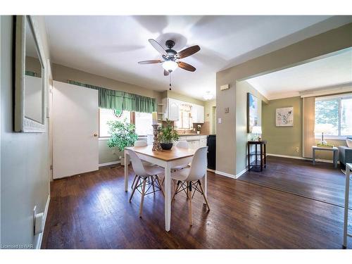 6820 Wilinger Street, Niagara Falls, ON - Indoor Photo Showing Dining Room