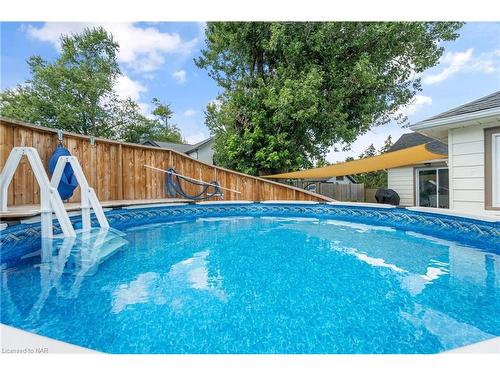 237 Cherryhill Blvd Boulevard S, Crystal Beach, ON - Outdoor With Above Ground Pool