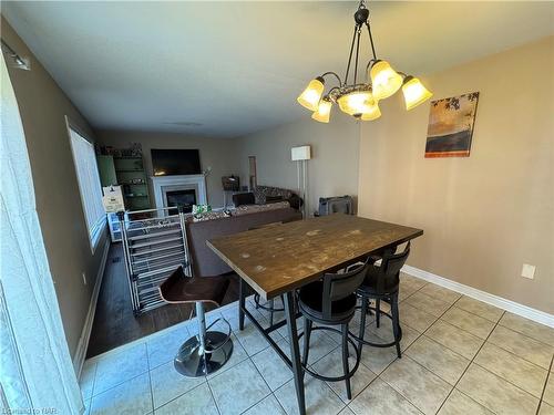 85 Young Crescent, Niagara-On-The-Lake, ON - Indoor Photo Showing Dining Room