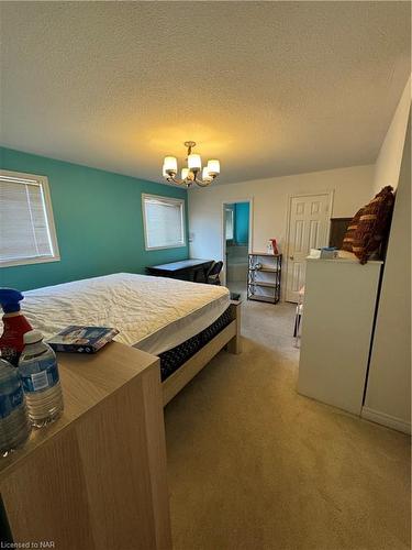 85 Young Crescent, Niagara-On-The-Lake, ON - Indoor Photo Showing Bedroom