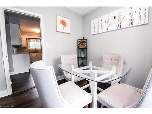 32 Duncan Drive, St. Catharines, ON - Indoor Photo Showing Dining Room