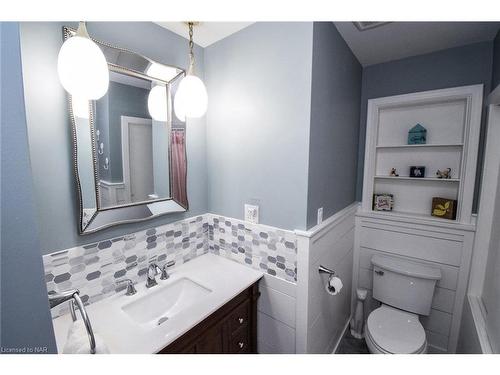 32 Duncan Drive, St. Catharines, ON - Indoor Photo Showing Bathroom