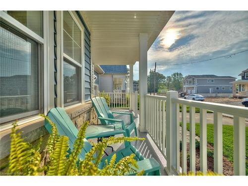 27 Beachwalk Crescent, Crystal Beach, ON - Outdoor With Deck Patio Veranda With Exterior