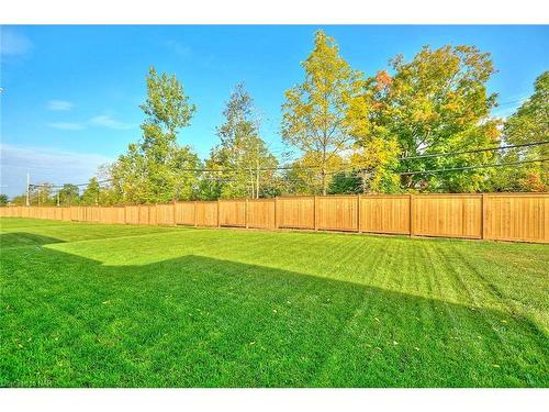 27 Beachwalk Crescent, Crystal Beach, ON - Outdoor With Backyard