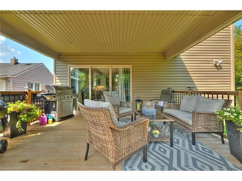 4274 Sixth Avenue, Niagara Falls, ON - Outdoor With Deck Patio Veranda With Exterior