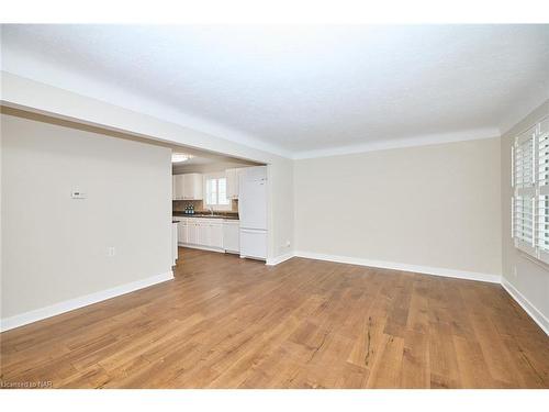 4 Melba Road, St. Catharines, ON - Indoor Photo Showing Other Room