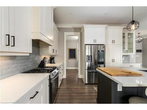 864 Concession 1 Rd Road, Niagara-On-The-Lake, ON - Indoor Photo Showing Kitchen With Stainless Steel Kitchen With Upgraded Kitchen