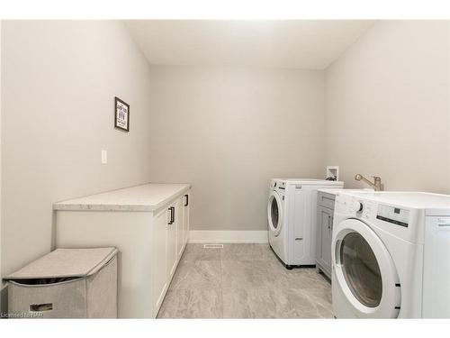 864 Concession 1 Rd Road, Niagara-On-The-Lake, ON - Indoor Photo Showing Laundry Room