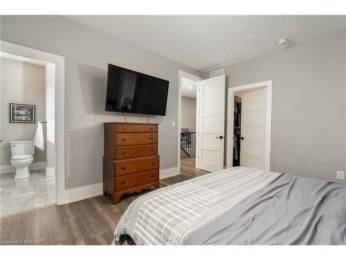 864 Concession 1 Rd Road, Niagara-On-The-Lake, ON - Indoor Photo Showing Bedroom