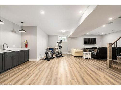 864 Concession 1 Rd Road, Niagara-On-The-Lake, ON - Indoor Photo Showing Gym Room