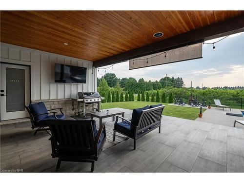 864 Concession 1 Rd Road, Niagara-On-The-Lake, ON - Outdoor With Deck Patio Veranda With Exterior