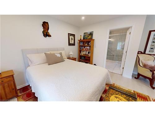 84 Ziraldo Road, St. Catharines, ON - Indoor Photo Showing Bedroom