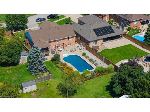 64 Sandra Drive, Fenwick, ON - Outdoor With In Ground Pool