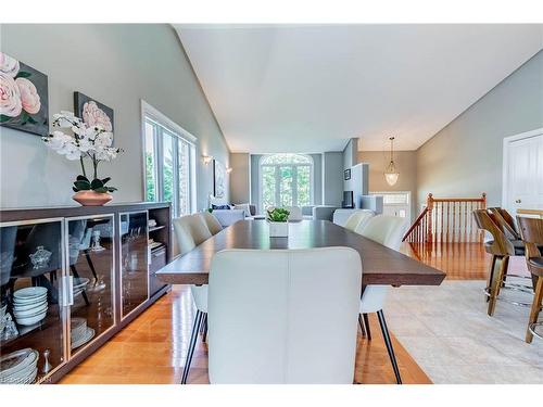 64 Sandra Drive, Fenwick, ON - Indoor Photo Showing Dining Room