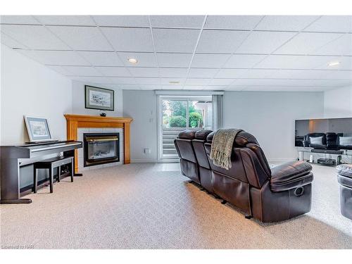 64 Sandra Drive, Fenwick, ON - Indoor With Fireplace