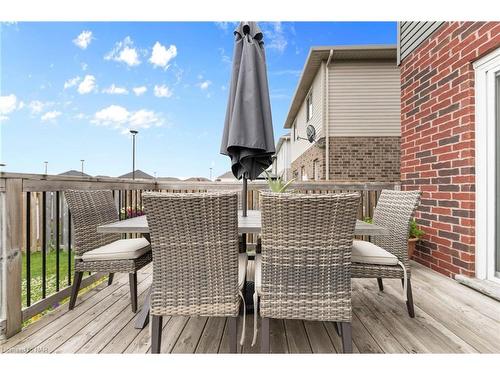 7084 Optimist Lane, Niagara Falls, ON - Outdoor With Deck Patio Veranda With Exterior