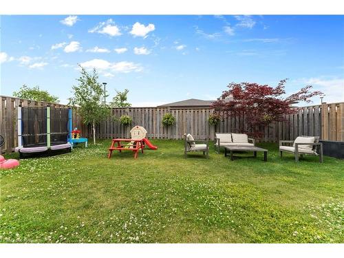 7084 Optimist Lane, Niagara Falls, ON - Outdoor With Backyard