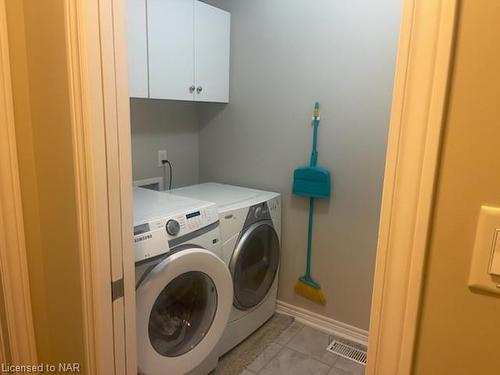 7721 Bishop Avenue, Niagara Falls, ON - Indoor Photo Showing Laundry Room