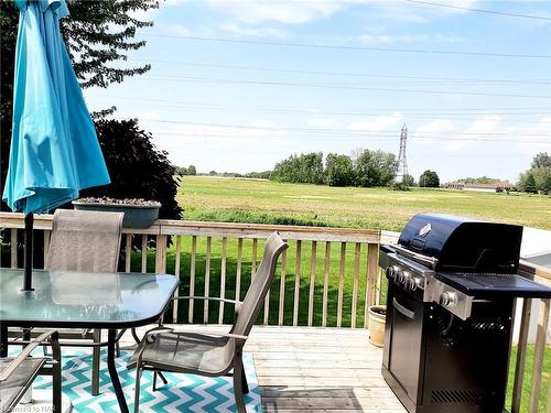 7721 Bishop Avenue, Niagara Falls, ON - Outdoor With Deck Patio Veranda