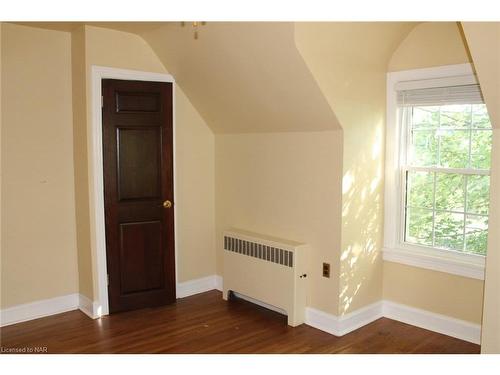 5 Bellevue Terrace, St. Catharines, ON - Indoor Photo Showing Other Room