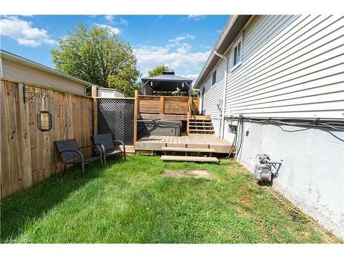 86 Leaside Drive, Welland, ON - Outdoor With Deck Patio Veranda With Exterior