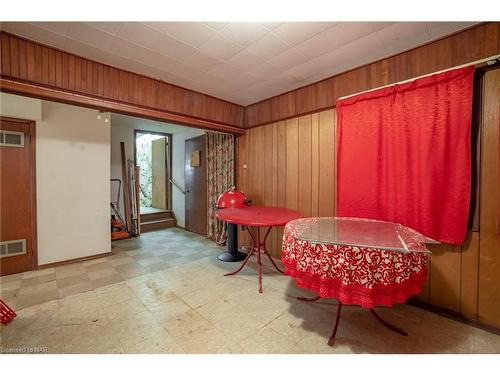 361 Eastwood Avenue, Fort Erie, ON - Indoor Photo Showing Other Room