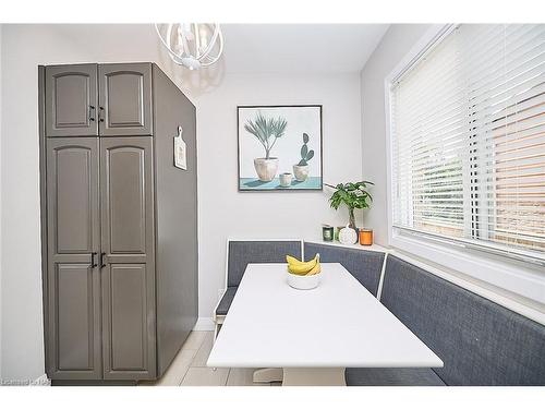 136 Rockwood Avenue, St. Catharines, ON - Indoor Photo Showing Dining Room