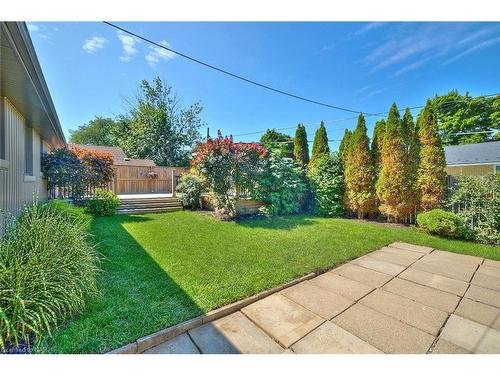 65 Wakelin Terrace, St. Catharines, ON - Outdoor With Backyard