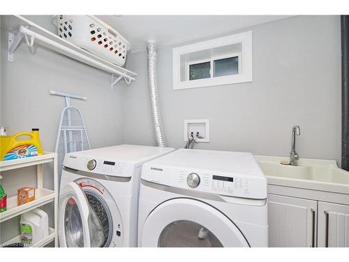 65 Wakelin Terrace, St. Catharines, ON - Indoor Photo Showing Laundry Room